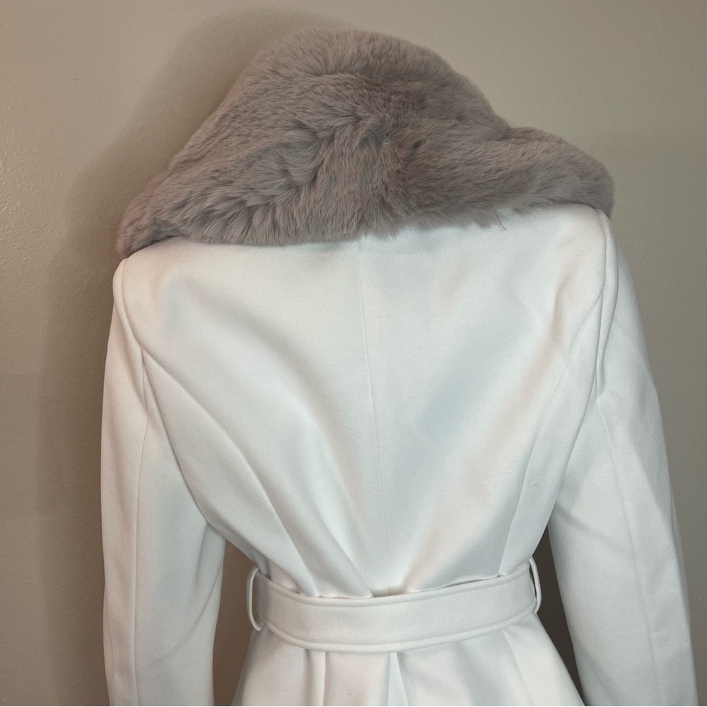 Gray removable faux fur on collar white belted pea coat - Picture 8 of 17